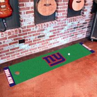 New York Giants Putting Green Mat - 18 x 72