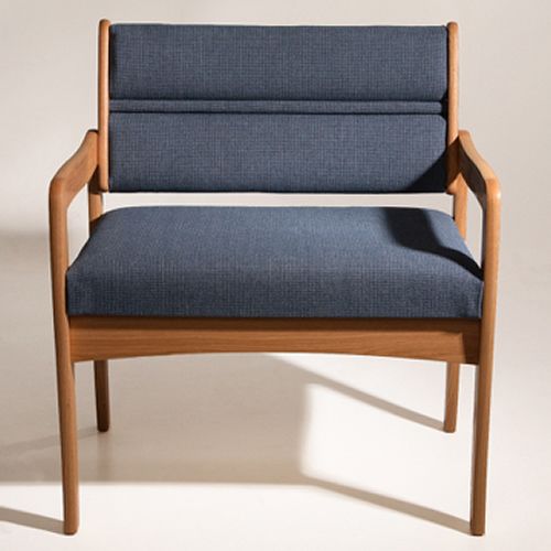 Dakota Wave Series - Single Bariatric Standard Leg Chair