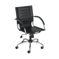 Flaunt® Managers Leather Chair